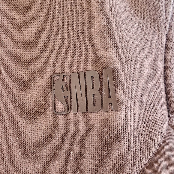 NBA Men's Classic Brown Shorts XL | Retro Sporty Streetwear Athleisure - Picture 3 of 10